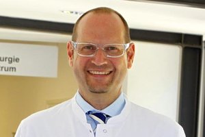 Priv.-Doz. Dr. Ralf Decking, MVZ Remigius Ärztezentrum